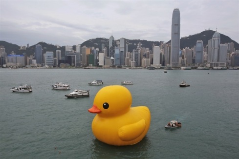Giant_Rubber_Duck